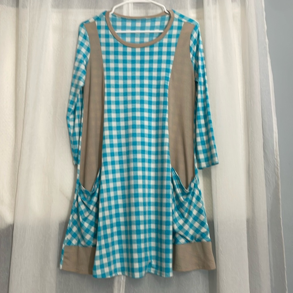 Blue & Beige gingham women’s dress size small 
PTP 17” 
length 33”